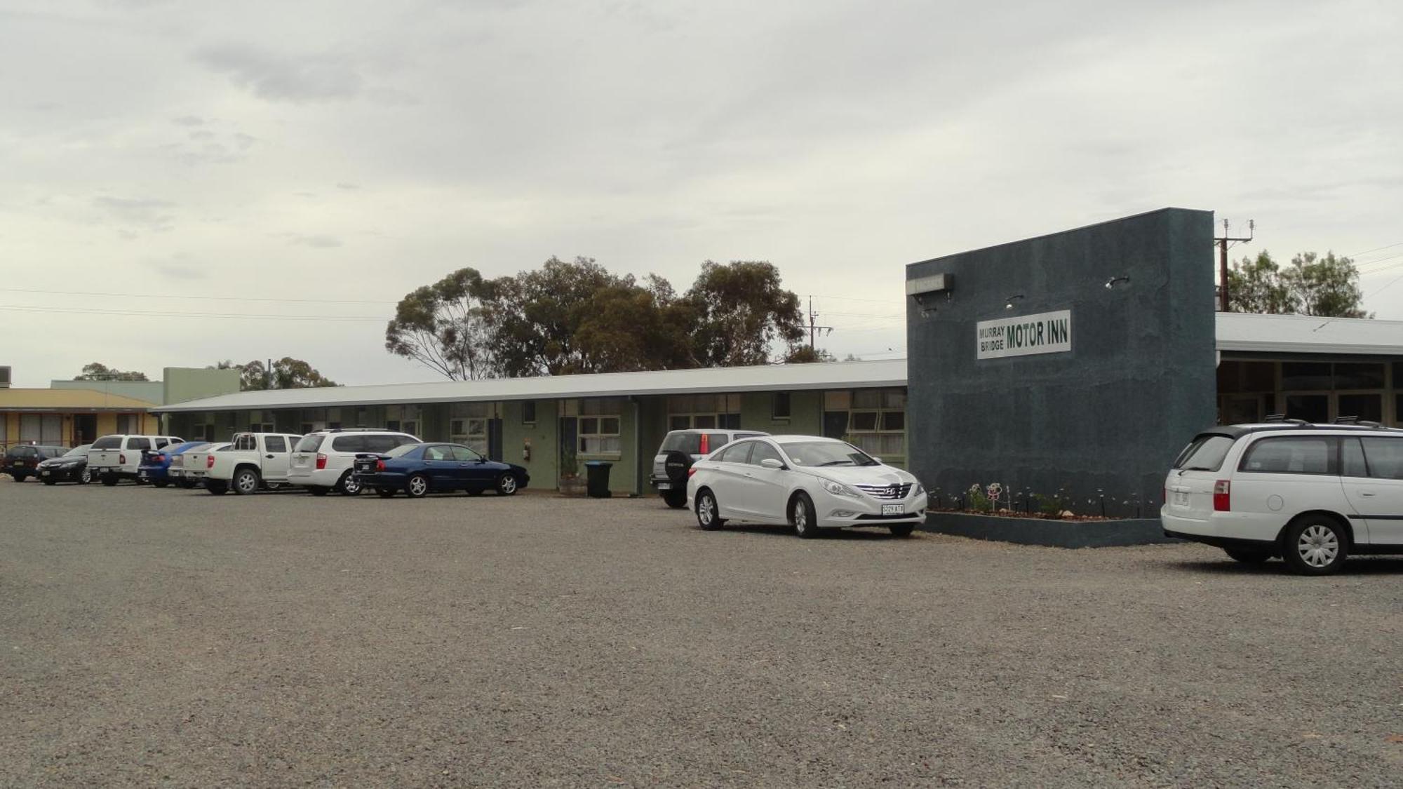 Murray Bridge Motor Inn Buitenkant foto
