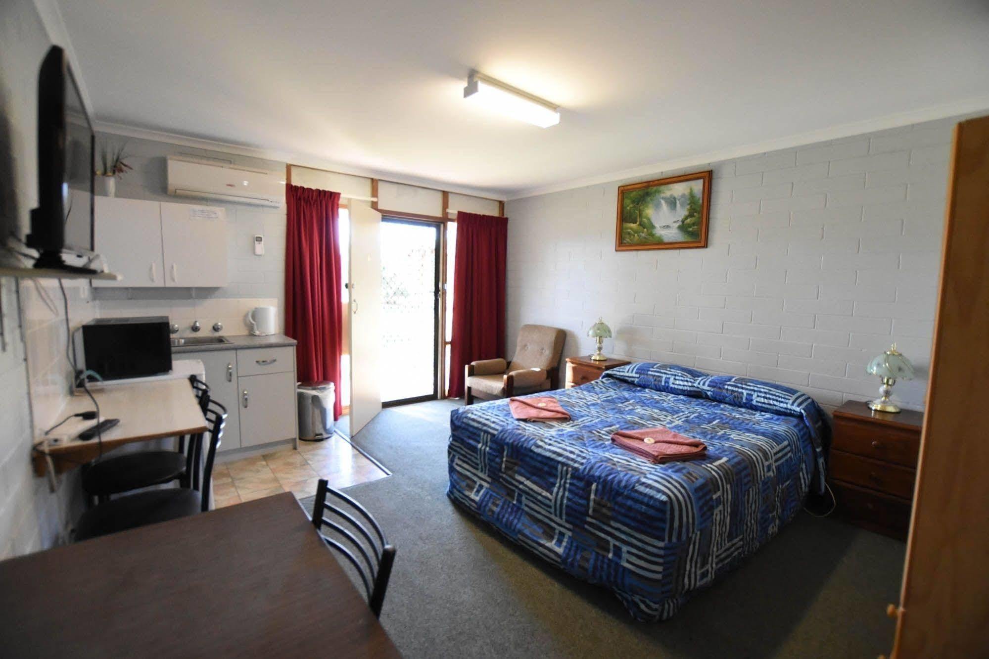Murray Bridge Motor Inn Buitenkant foto