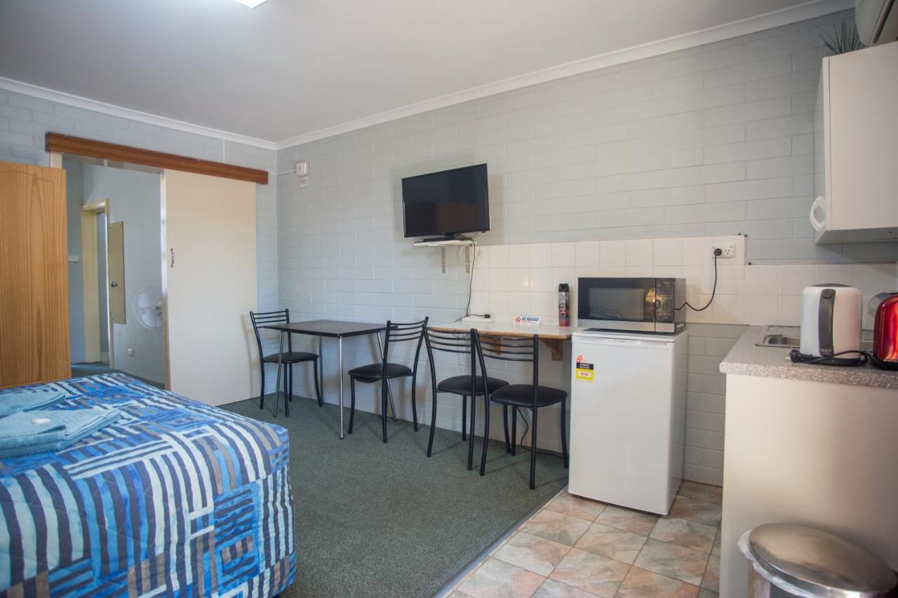 Murray Bridge Motor Inn Buitenkant foto